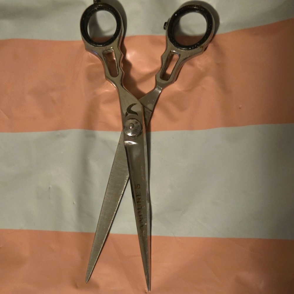 4 Pc.Bundle Professional Hair Cutting Shears and Thinning Shears - Picture 8 of 10